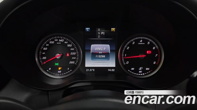 Mercedes-Benz C-Class C200