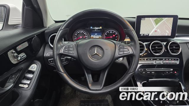 Mercedes-Benz C-Class C200