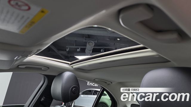 Mercedes-Benz C-Class C200
