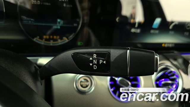 Mercedes-Benz E-Class E200 Avantgarde