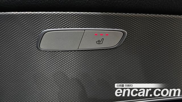 Mercedes-Benz E-Class E200 Avantgarde