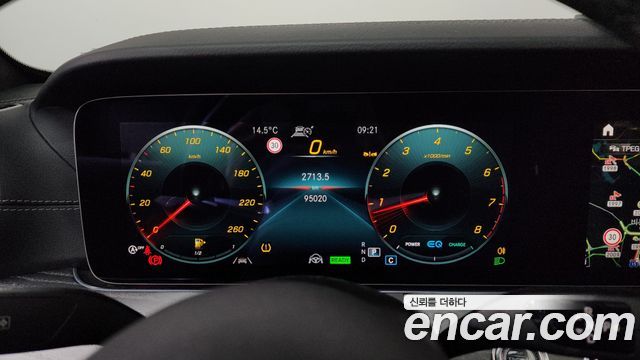 Mercedes-Benz E-Class E350 4MATIC AMG Line