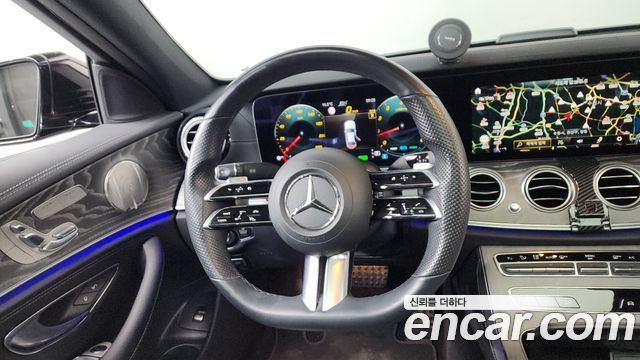 Mercedes-Benz E-Class E350 4MATIC AMG Line