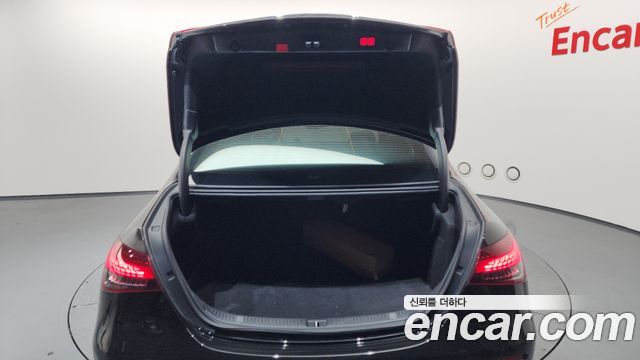 Mercedes-Benz E-Class E350 4MATIC AMG Line