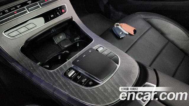 Mercedes-Benz E-Class E350 4MATIC AMG Line