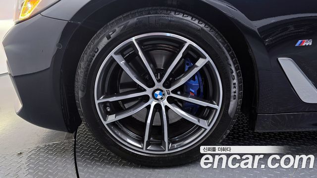 BMW 5-Series 520i M Sport