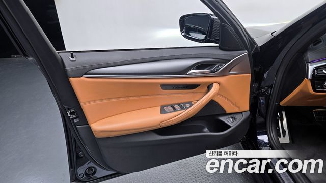 BMW 5-Series 520i M Sport