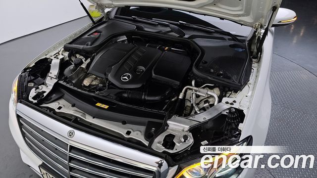 Mercedes-Benz E-Class E220d 4MATIC Exclusive
