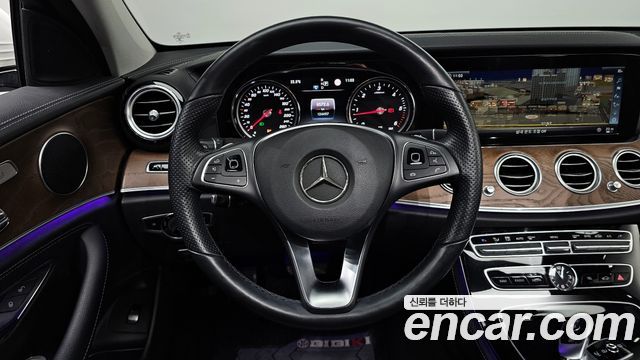 Mercedes-Benz E-Class E220d 4MATIC Exclusive
