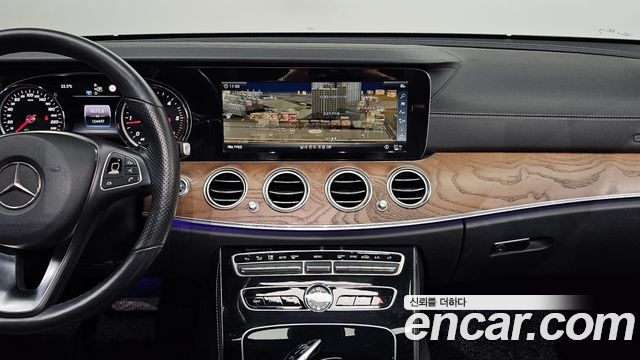 Mercedes-Benz E-Class E220d 4MATIC Exclusive