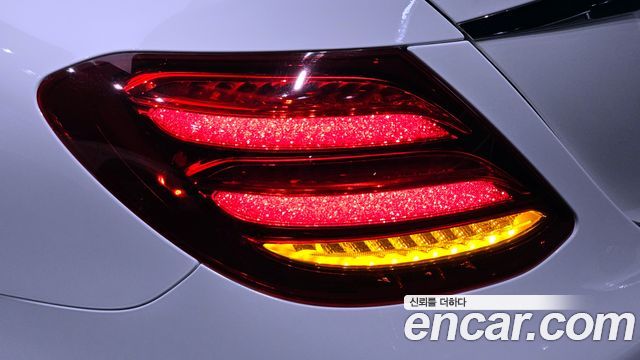 Mercedes-Benz E-Class E220d 4MATIC Exclusive