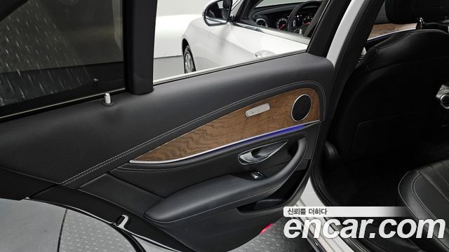Mercedes-Benz E-Class E220d 4MATIC Exclusive