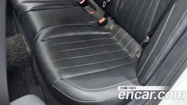 Mercedes-Benz E-Class E220d 4MATIC Exclusive