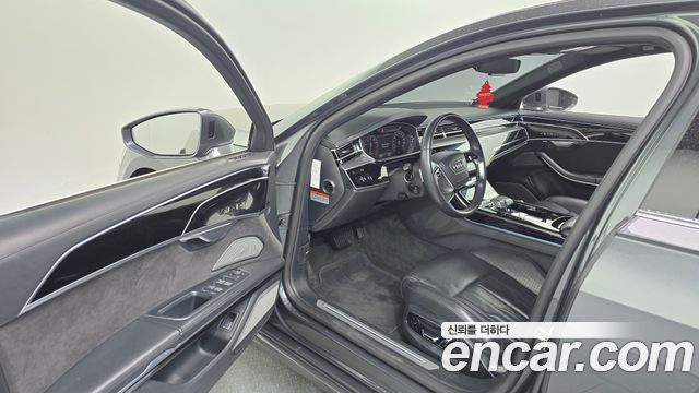 Audi A8 55 TFSI Quattro LWB