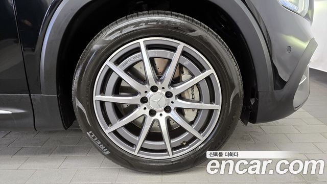 Mercedes-Benz GLB-Class AMG GLB35 4MATIC