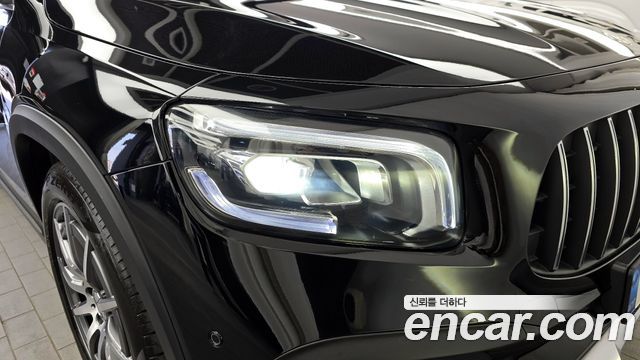 Mercedes-Benz GLB-Class AMG GLB35 4MATIC
