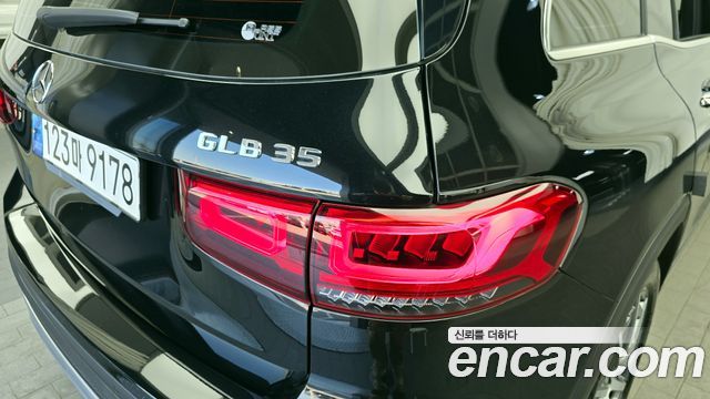 Mercedes-Benz GLB-Class AMG GLB35 4MATIC