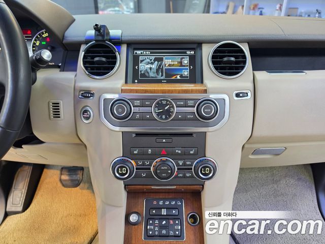 Land Rover Discovery 3.0 SDV6 SE