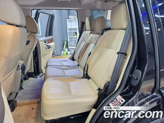 Land Rover Discovery 3.0 SDV6 SE
