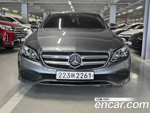 Mercedes-Benz E-Class E220d Avantgarde
