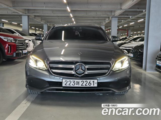 Mercedes-Benz E-Class E220d Avantgarde