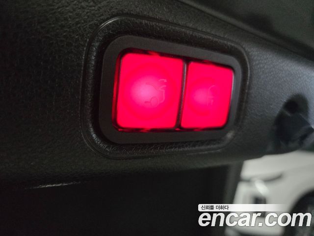 Mercedes-Benz E-Class E220d Avantgarde