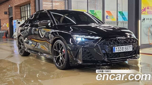 Audi RS3 2.5 TFSI Quattro Carbon Edition