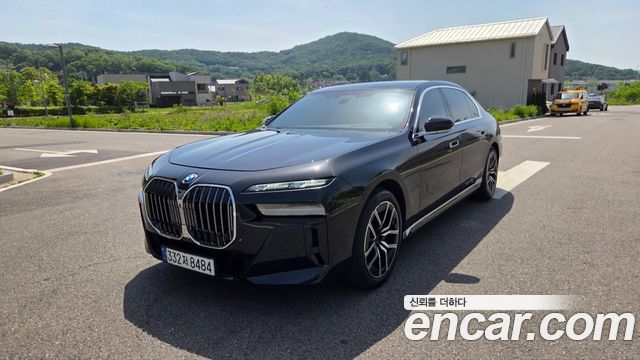 BMW 7-Series 740i sDrive M Sport