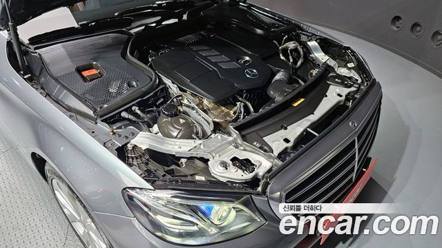 Mercedes-Benz E-Class E220d Exclusive