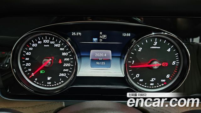 Mercedes-Benz E-Class E220d Exclusive