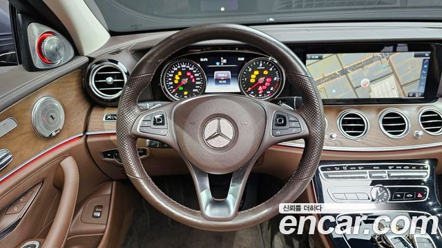 Mercedes-Benz E-Class E220d Exclusive