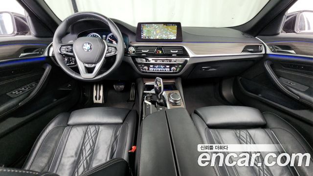 BMW 5-Series 530i xDrive M Sport Package Plus