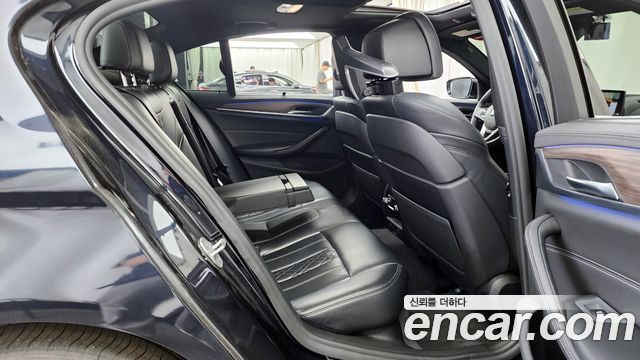 BMW 5-Series 530i xDrive M Sport Package Plus