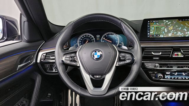 BMW 5-Series 530i xDrive M Sport Package Plus