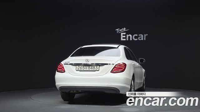 Mercedes-Benz C-Class C200