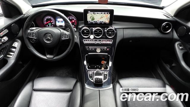 Mercedes-Benz C-Class C200