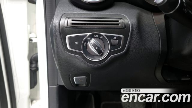 Mercedes-Benz C-Class C200