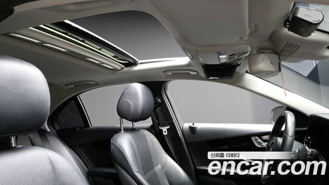 Mercedes-Benz C-Class C200