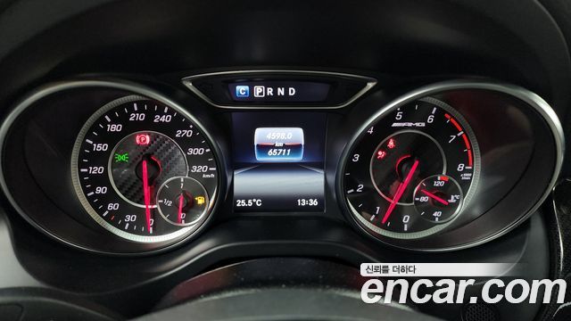 Mercedes-Benz GLA-Class GLA45 AMG 4MATIC