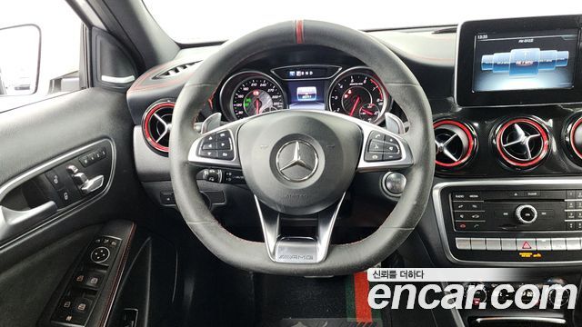 Mercedes-Benz GLA-Class GLA45 AMG 4MATIC