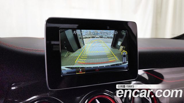 Mercedes-Benz GLA-Class GLA45 AMG 4MATIC