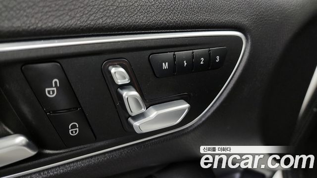 Mercedes-Benz GLA-Class GLA45 AMG 4MATIC