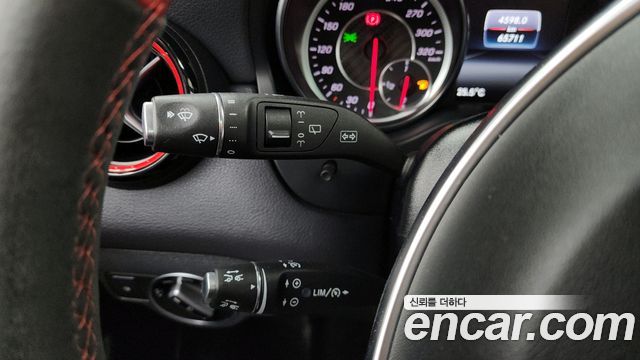 Mercedes-Benz GLA-Class GLA45 AMG 4MATIC