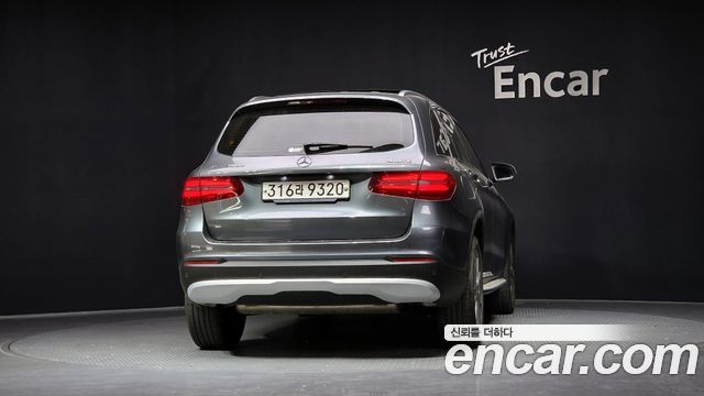 Mercedes-Benz GLC-Class GLC350e 4MATIC Premium