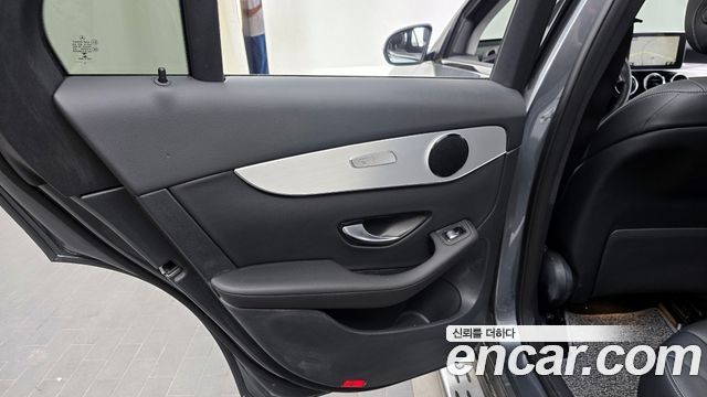 Mercedes-Benz GLC-Class GLC350e 4MATIC Premium