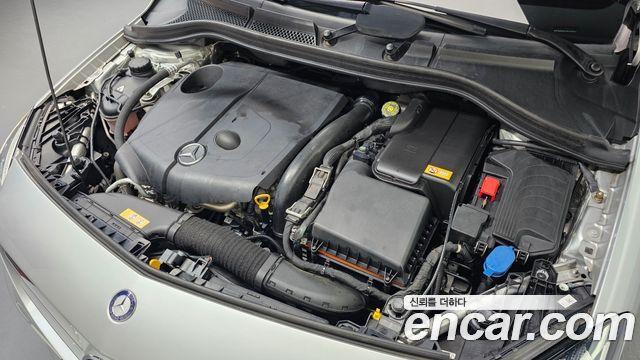 Mercedes-Benz B-Class B200 d