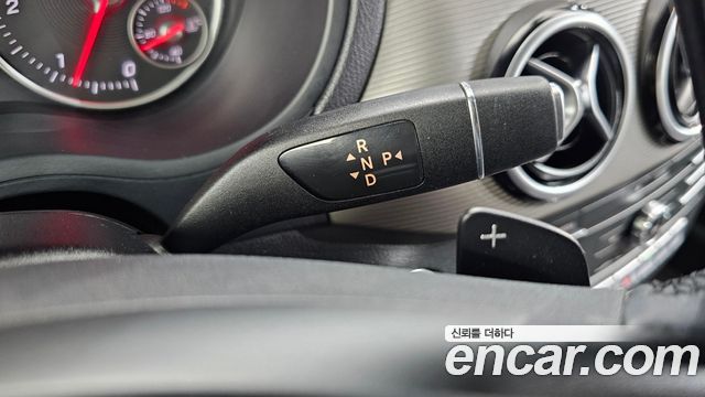 Mercedes-Benz B-Class B200 d