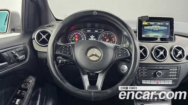 Mercedes-Benz B-Class B200 d