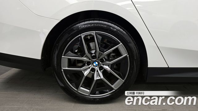 BMW 5-Series 520i