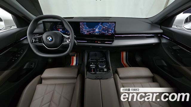 BMW 5-Series 520i